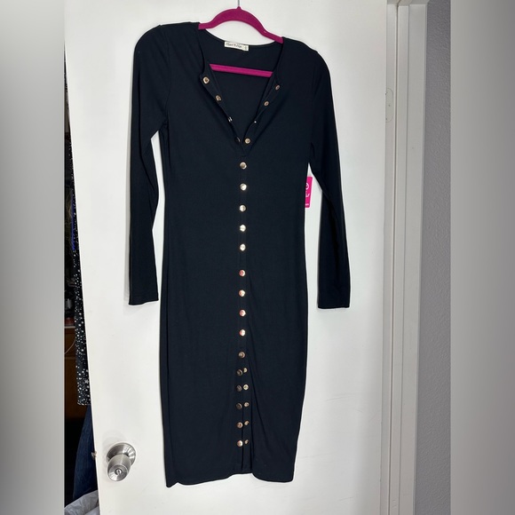 Hearts and Hips Black Button Front Knitted Midi Dress size large - Picture 3 of 9